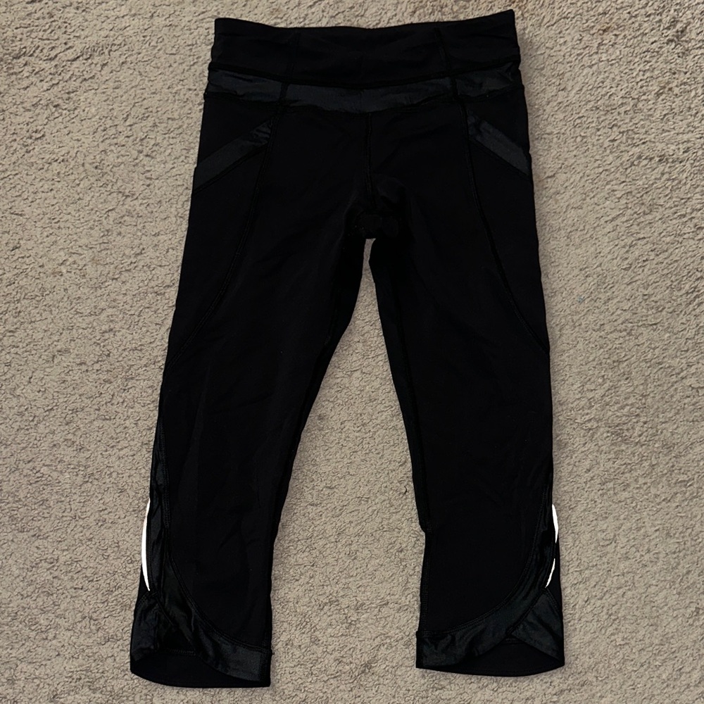 Lululemon Black Cropped Leggings
